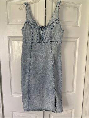 Light Acid Wash Denim Bodycon Dress
